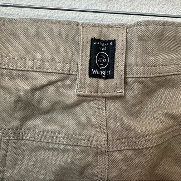 Wrangler Men's Waist 38 Cargo Tan Shorts - Picture 6 of 10